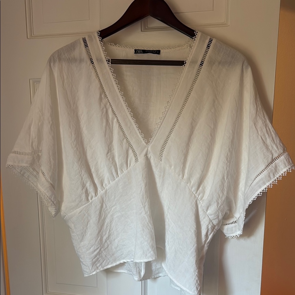Zara white lace strum Dolman Sleeve Crop Blouse